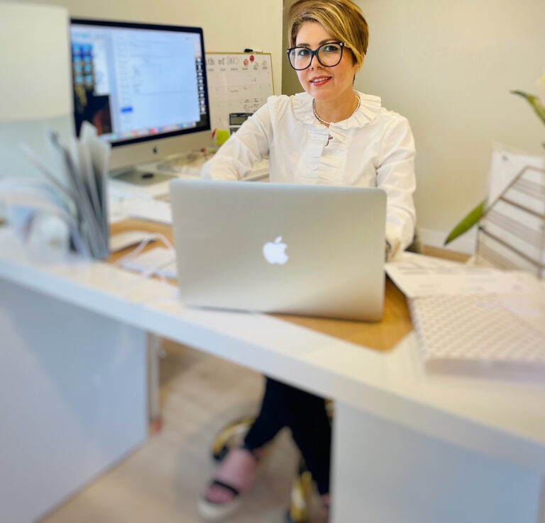 Marisela providing bookkeeping services for small business owners